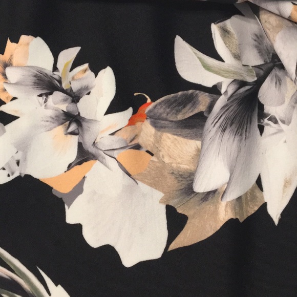 Athleta Tankini Polynesia Floral Halter NWT’s - Picture 6 of 14